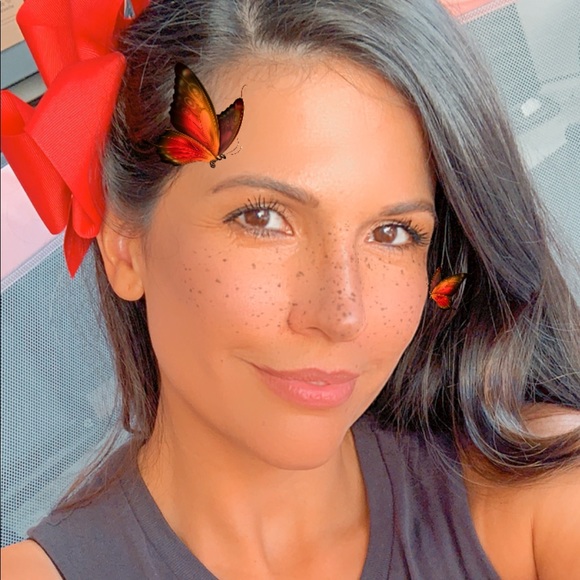 Meet your Posher, Isabella - Picture 2 of 2